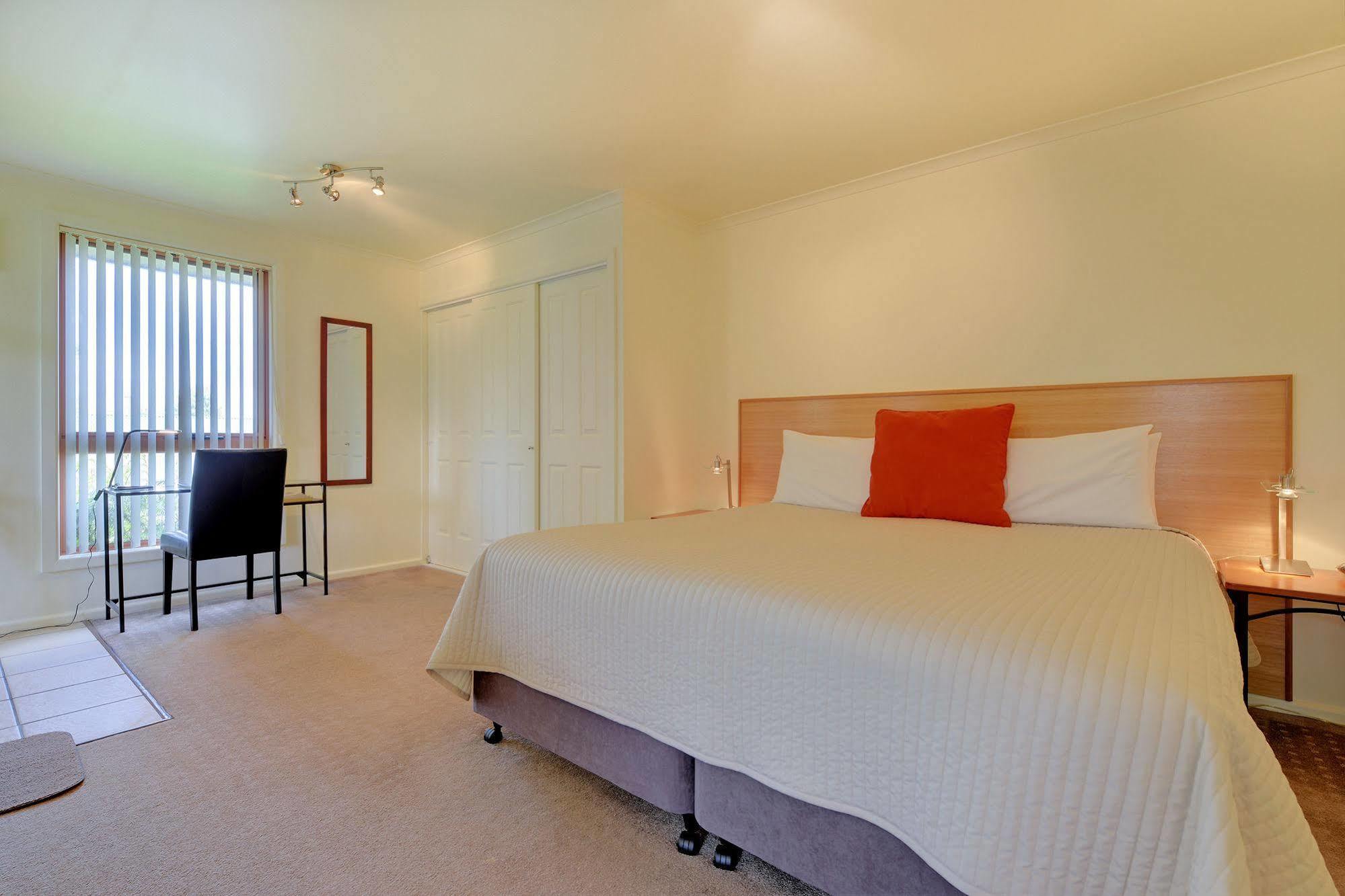 ستراهان Aloft Boutique Accommodation المظهر الخارجي الصورة